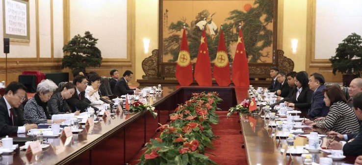 چرا قرقیزستان نیاز به تغییر قانون اساسی دارد؟