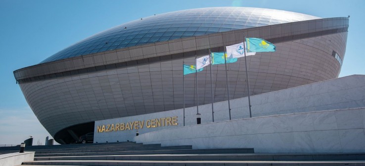 سیل قزاقستان، چالش‌های دولت و بهره‌برداری مخالفان